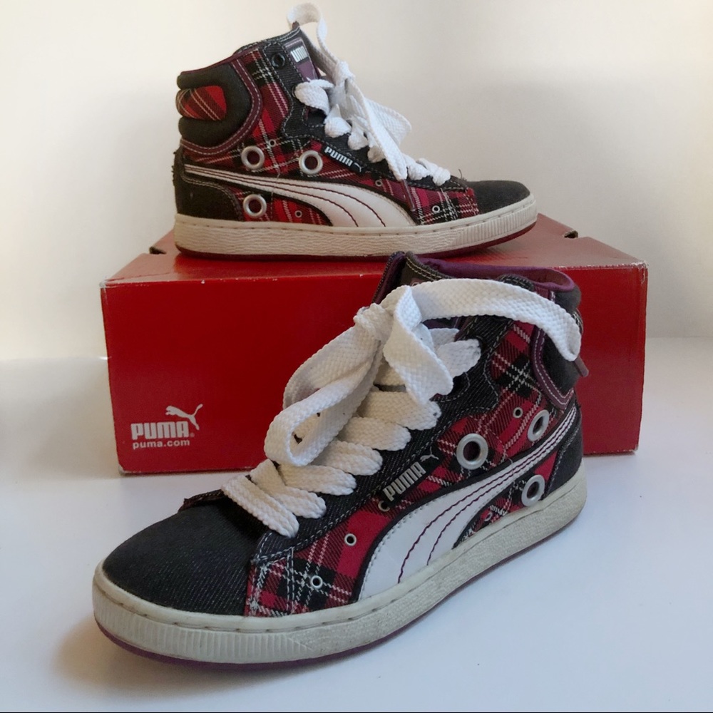 First round plaid; high top Puma; Size 5.5